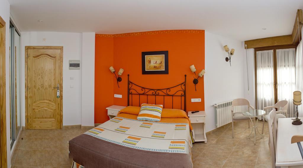 Hotel Rural La Corte De Los Pinares วินวยซา ภายนอก รูปภาพ